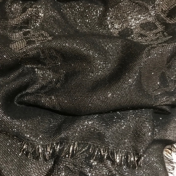 Zadig and Voltaire NWT Kerry Jac Large Scarf - Picture 5 of 12